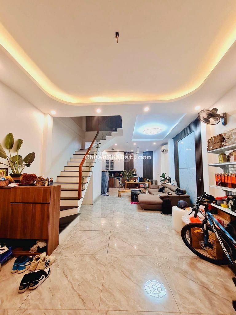 Siêu phẩm! Mặt phố Quan Nhân, 2 thoáng, KD, oto đỗ cửa, NT sịn, 48m*6T