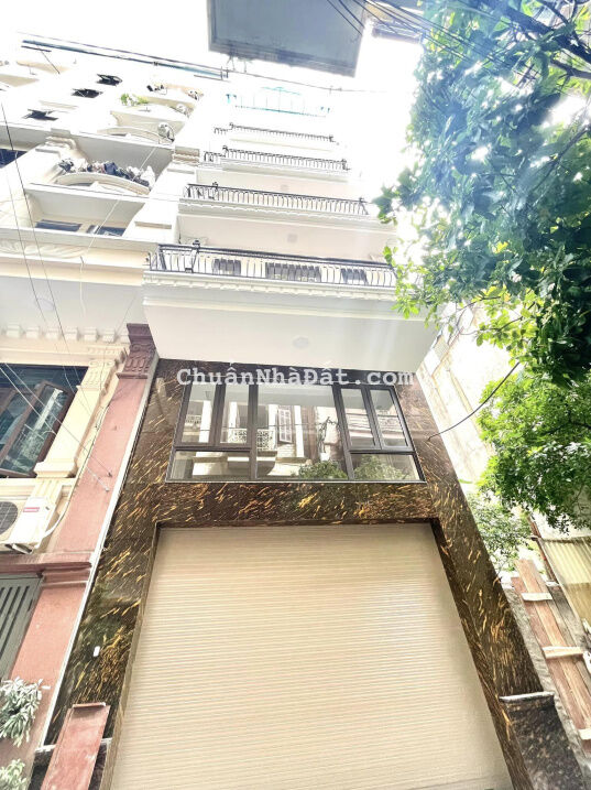 Bán nhà Thanh Xuân - phố Hoàng Văn Thái 50m2/12,7tỷ còn thương lượng. 7T thang máy, ô tô vào nhà