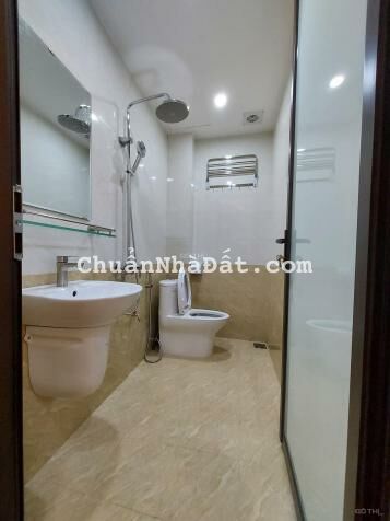 Tôi cần bán nhà mặt ngõ Phương Liệt, giá 5,85 tỷ, 50m2x5T, mới đẹp, ở luôn