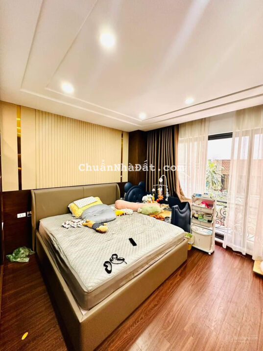 Vỡ nợ! Bán gấp nhà ngõ ô tô thông, cách phố 20m, DT 53m2*5T*4m, chỉ 6 tỷ