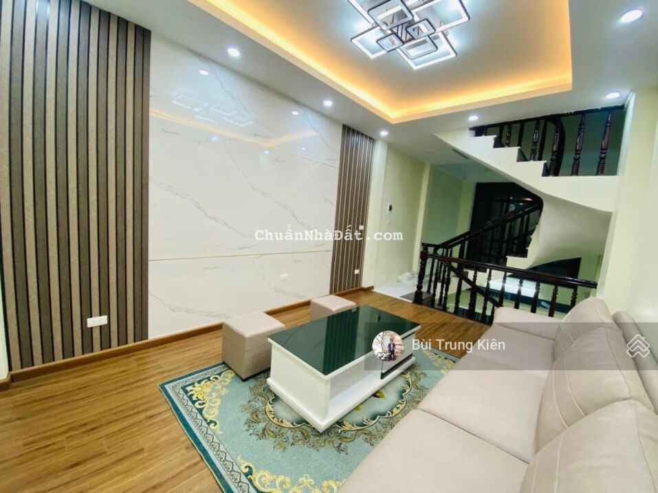 Bán nhà Quan Nhân 55m2 x 5T, 5PN gần phố, nhà đẹp ở ngay, giá chỉ nhỉnh 4 tỷ Bán nhà Quan Nhân 55m2 x 5T, 5PN gần phố, nhà đẹp ở ngay, giá chỉ nhỉnh 4 tỷ