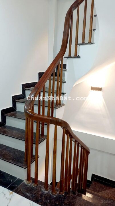 Bán nhà phố Lê Trọng Tấn - Quận Thanh Xuân - 55m2 x5 tầng MT 4,8m. 6,8 tỷ