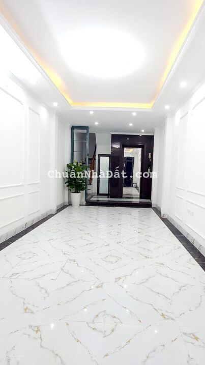 Bán nhà phố Lê Trọng Tấn - Quận Thanh Xuân - 55m2 x5 tầng MT 4,8m. 6,8 tỷ