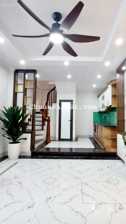 Bán nhà phố Lê Trọng Tấn - Quận Thanh Xuân - 55m2 x5 tầng MT 4,8m. 6,8 tỷ