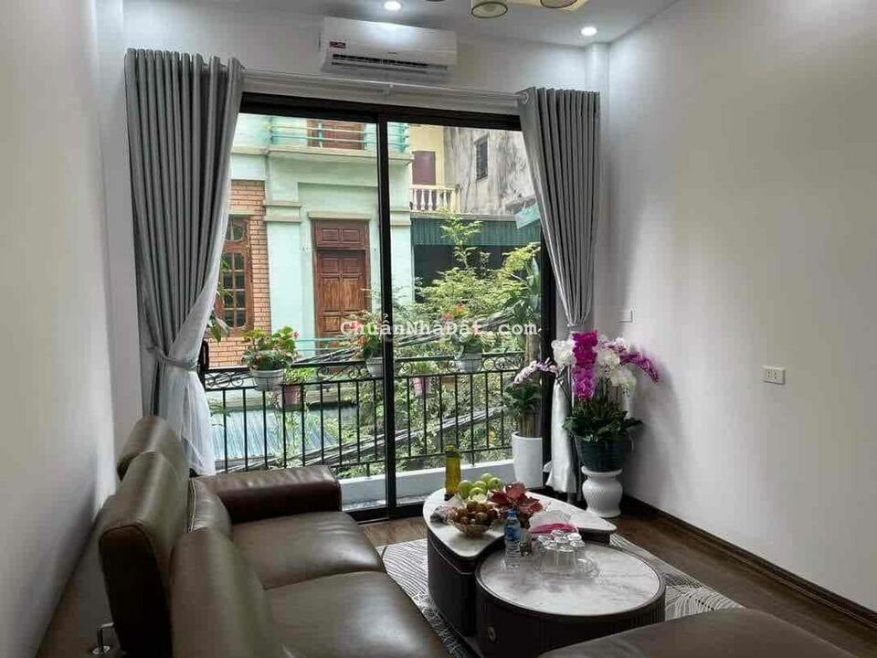 Bán nhà  Vương Thừa Vũ_55m2*5 tầng_Kinh Doanh Sầm Uất_Gara_Thang Máy