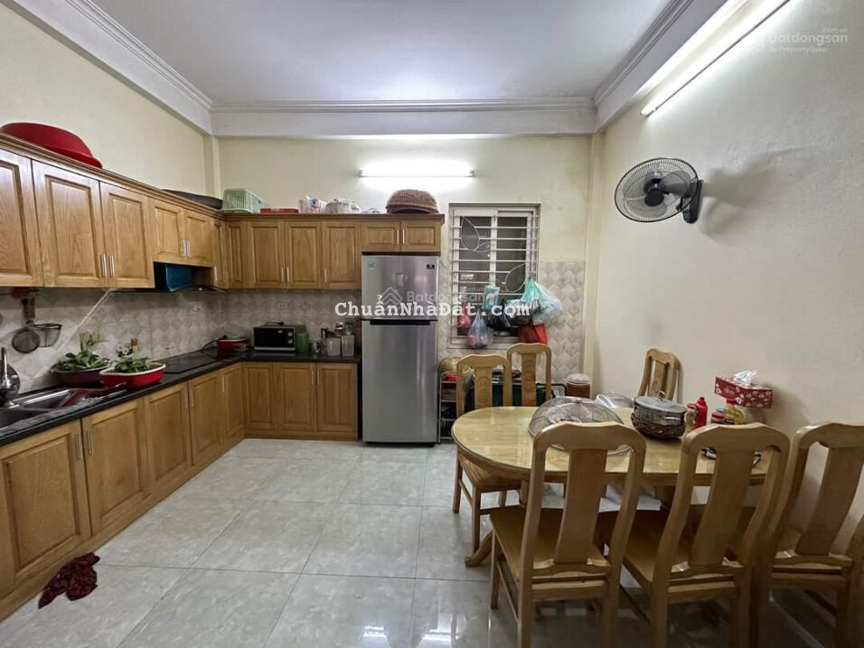 Bán nhà Phố Trường Chinh - lô góc - ô tô - kinh doanh - view vườn thoáng mát