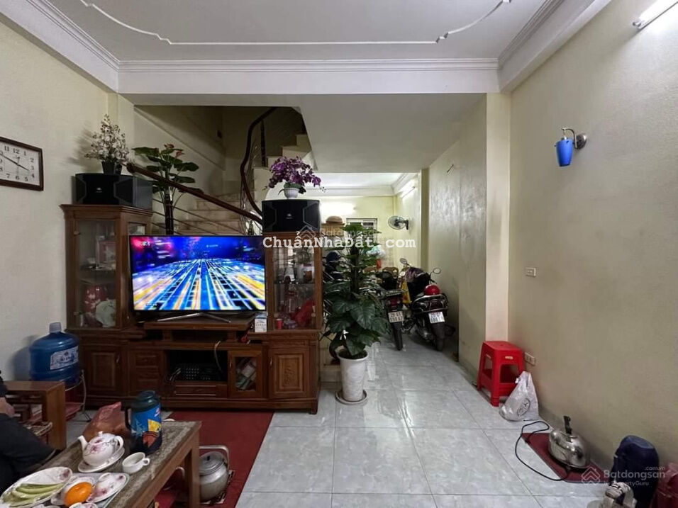 Bán nhà Phố Trường Chinh - lô góc - ô tô - kinh doanh - view vườn thoáng mát