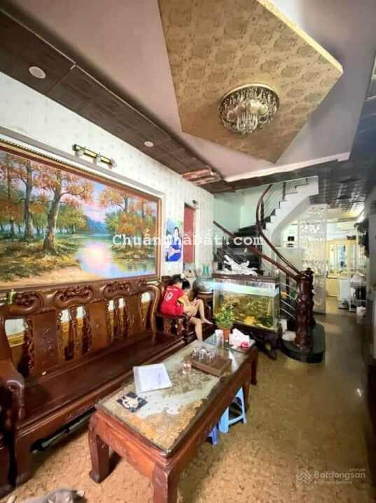 100% bán nhà chính chủ Khương Đình, Thanh Xuân, ô tô vào nhà, DT 70m2x 4 tầng, giá chỉ 7 tỷ, có TL 100% bán nhà chính chủ Khương Đình, Thanh Xuân, ô tô vào nhà, DT 70m2x 4 tầng, giá chỉ 7 tỷ, có TL