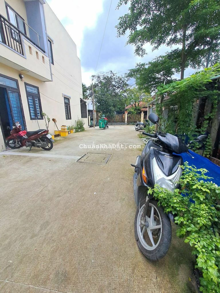 nhà bán ngay cầu phú long