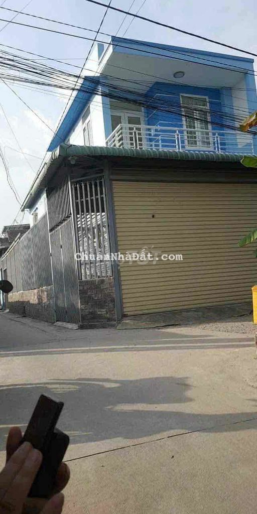 bán nhà trệt lầu 2 mặt tiền gần chợ búng