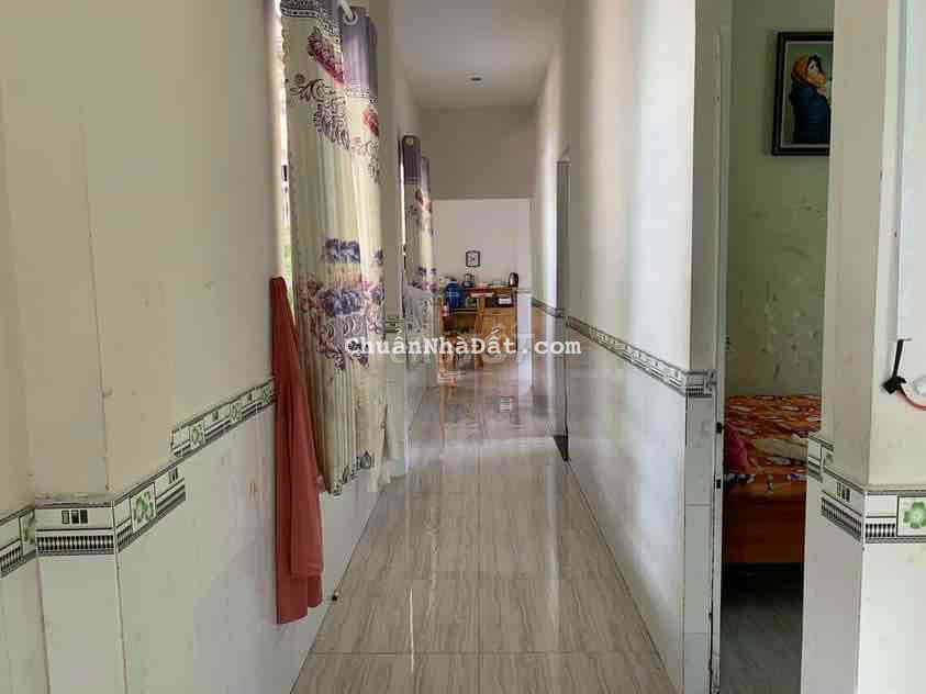 Bán nhà bình nhâm(12,5x21,5)sân vườn rộng rãi