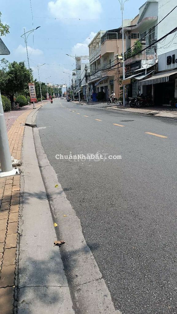 Nha mặt tiền nhựa kinh doanh mua bán lái thiêu