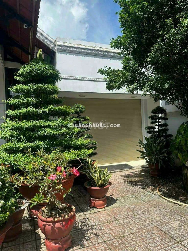 Cần Bán Biệt Thự View Sông Sài Gòn