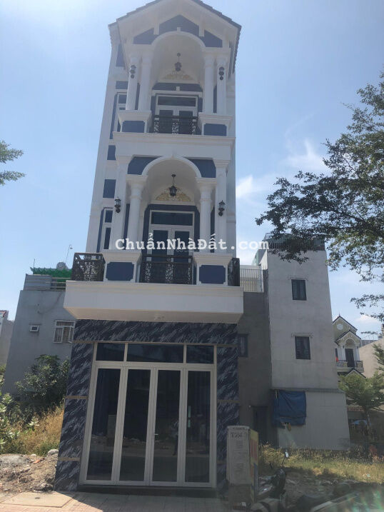 Ngộp cần bán gấp nhà 1 trệt 2 lầu có tum Bình Chuẩn - Thuận An Giá Rẻ Sổ Sẵn. Lh 0898782668 Ngộp cần bán gấp nhà 1 trệt 2 lầu có tum Bình Chuẩn - Thuận An Giá Rẻ Sổ Sẵn. Lh 0898782668