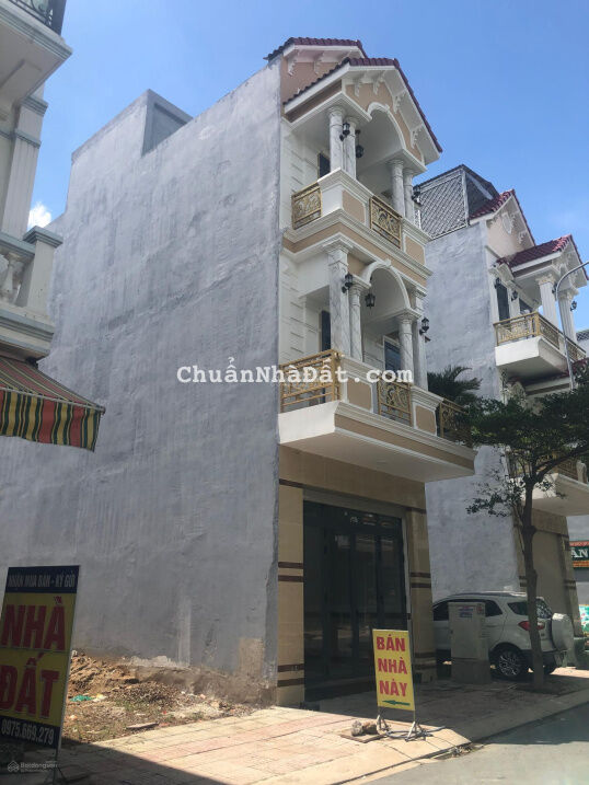 Nhà mới Phú Hồng Khang - Phú Hồng Đạt 1 trệt 2 lầu + tum giá siêu rẻ. LH 0898782668 Nhà mới Phú Hồng Khang - Phú Hồng Đạt 1 trệt 2 lầu + tum giá siêu rẻ. LH 0898782668