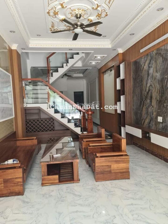 Nhà 1 trệt 2 lầu Phú Hồng Thịnh 8 Bình Chuẩn - TP Thuận An Nhà 1 trệt 2 lầu Phú Hồng Thịnh 8 Bình Chuẩn - TP Thuận An