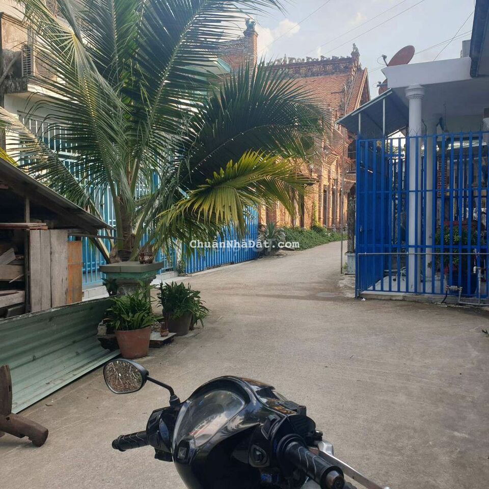 Nhà đường xe hơi vĩnh phú 2ty7