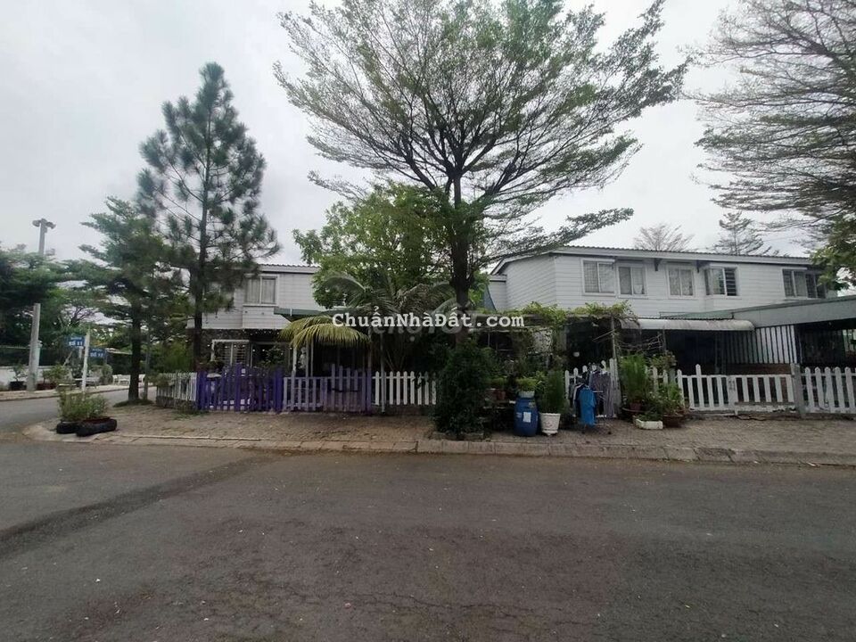 Nhà Phố Đẹp Rẻ kdc Ehome Vĩnh Phú như view Đà Lạt Tp Thuận An
