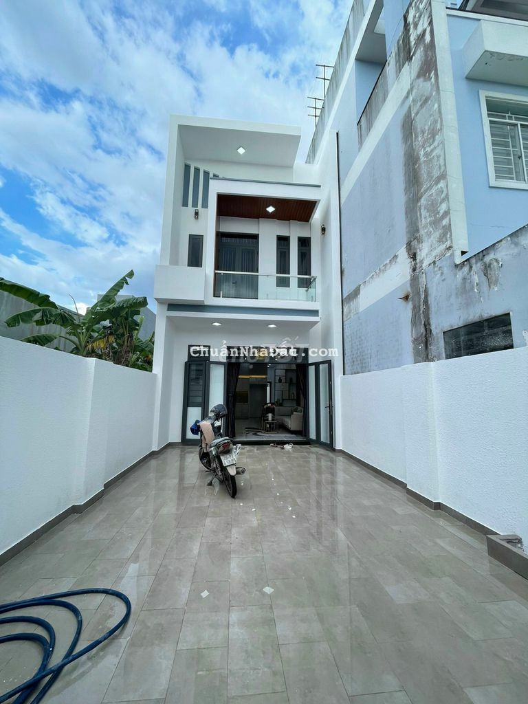 Nhà mặt tiền full nội thất cao cấp 106m2 3 phòng ngủ - DX031, Phú Mỹ