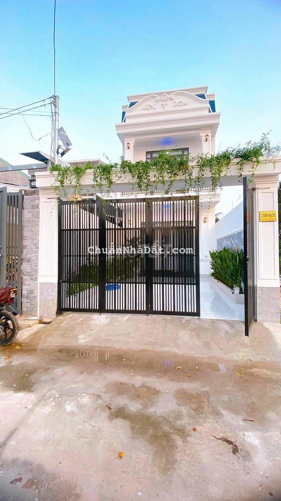 Nhà Phú Thọ Thủ Dầu Một giảm giá bán nhanh.