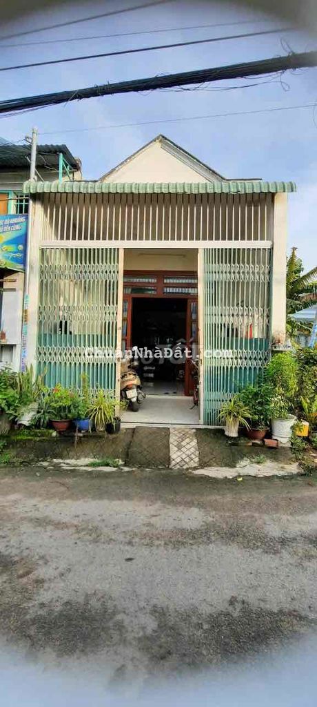 Bán nhà phú hoà mặt tiền nhựa 5m thông gần trường