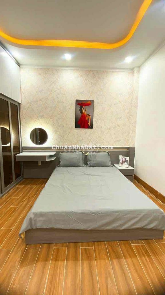 Bán nha phu mỹ moi 100% duong thuc te 6m gia 3tỷ chot gấp sân xe hoi