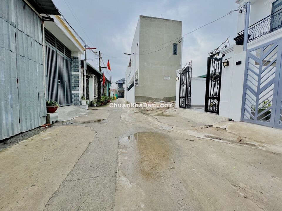 Bán nhà phường Phú Mỹ TDM,thiết kế hiện đại,tặng nội thất, giá cực re Bán nhà phường Phú Mỹ TDM,thiết kế hiện đại,tặng nội thất, giá cực re