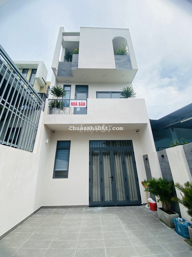 Nhà mặt tiền 4 phòng ngủ hẻm 288, Huỳnh Văn Lũy, Phú Lợi, Bình Dương Nhà mặt tiền 4 phòng ngủ hẻm 288, Huỳnh Văn Lũy, Phú Lợi, Bình Dương