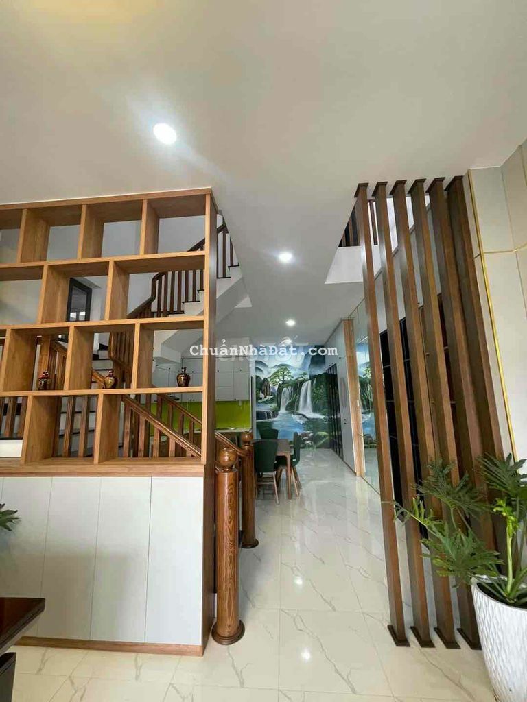 Bán nhà 1tret 2 lầu phú mỹ mặt tien nhựa 6,5m thông giá ngộp gần chợ