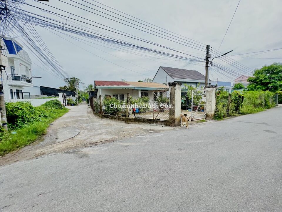 Bán nhà phường Chánh Mỹ Thủ Dầu Một, nhà 1 lầu, tặng full nội thất. Bán nhà phường Chánh Mỹ Thủ Dầu Một, nhà 1 lầu, tặng full nội thất.