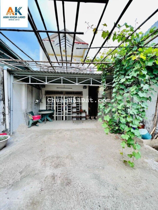 Bán Nhà 1T1L ô tô ngủ trong nhà - Phạm Văn Đồng - Linh Tây - 108m2 - ngang 5m - 2PN - 2WC Bán Nhà 1T1L ô tô ngủ trong nhà - Phạm Văn Đồng - Linh Tây - 108m2 - ngang 5m - 2PN - 2WC