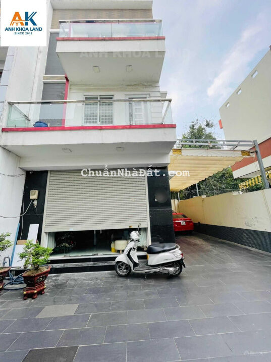 Giảm 700tr - bán nhà biệt thự Hoàng Diệu 2 - 151.95m2 - ngang 8,3m - ngã tư Thủ Đức - 8, x tỷ Giảm 700tr - bán nhà biệt thự Hoàng Diệu 2 - 151.95m2 - ngang 8,3m - ngã tư Thủ Đức - 8, x tỷ