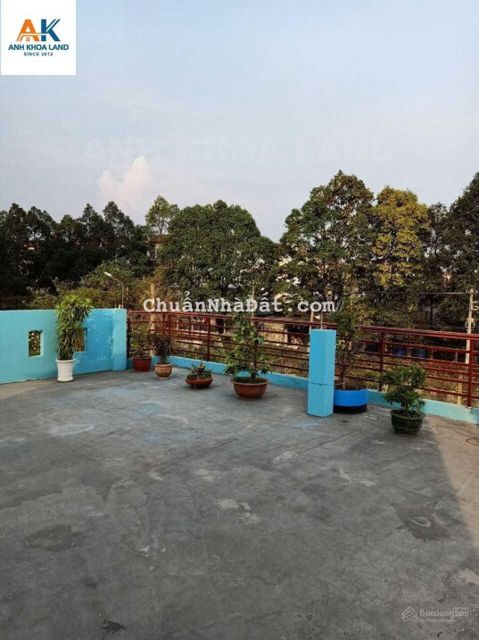 Mua đất tặng nhà biệt thự nở hậu - Linh Trung - Phạm Văn Đồng - 162m2 - ngang 12.5m - chỉ 8,x tỷ Mua đất tặng nhà biệt thự nở hậu - Linh Trung - Phạm Văn Đồng - 162m2 - ngang 12.5m - chỉ 8,x tỷ