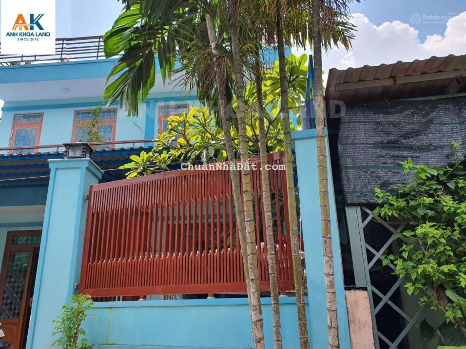 Mua đất tặng nhà biệt thự nở hậu - Linh Trung - Phạm Văn Đồng - 162m2 - ngang 12.5m - chỉ 8,x tỷ Mua đất tặng nhà biệt thự nở hậu - Linh Trung - Phạm Văn Đồng - 162m2 - ngang 12.5m - chỉ 8,x tỷ