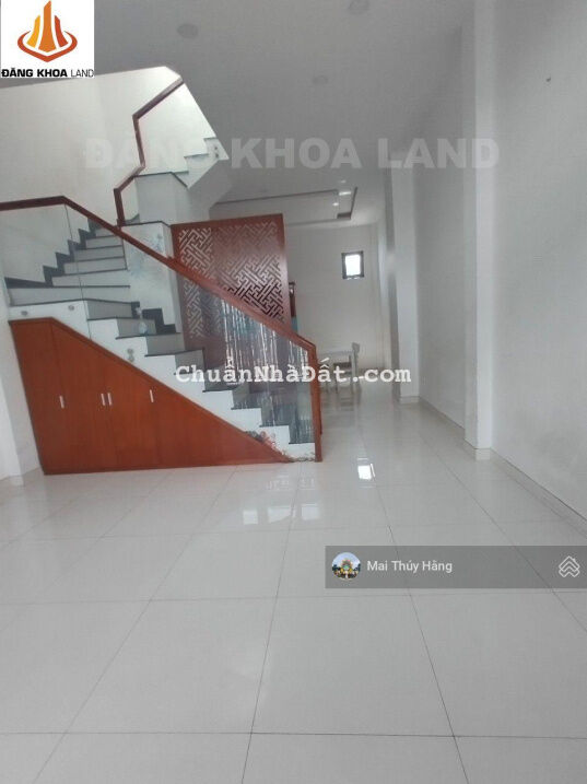 Nhà 1T2L HXH rất đẹp chủ xây để ở rất kiên cố và tâm huyết, cách TL 43 chỉ 100m chợ đầu mối rất gần