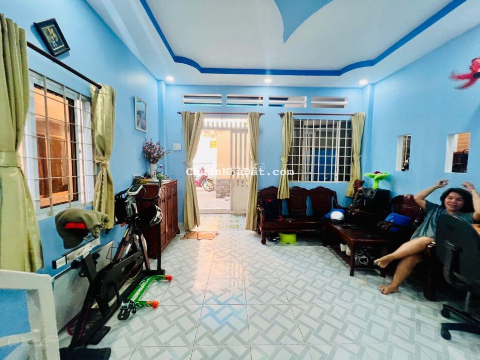 Nhà 1T 1Lầu - 3PN, ngay trung tâm Võ Văn Ngân gần Vincom TĐức, gần 60m2 chuẩn, hơn 4 tỷ xíu quá mêm Nhà 1T 1Lầu - 3PN, ngay trung tâm Võ Văn Ngân gần Vincom TĐức, gần 60m2 chuẩn, hơn 4 tỷ xíu quá mêm