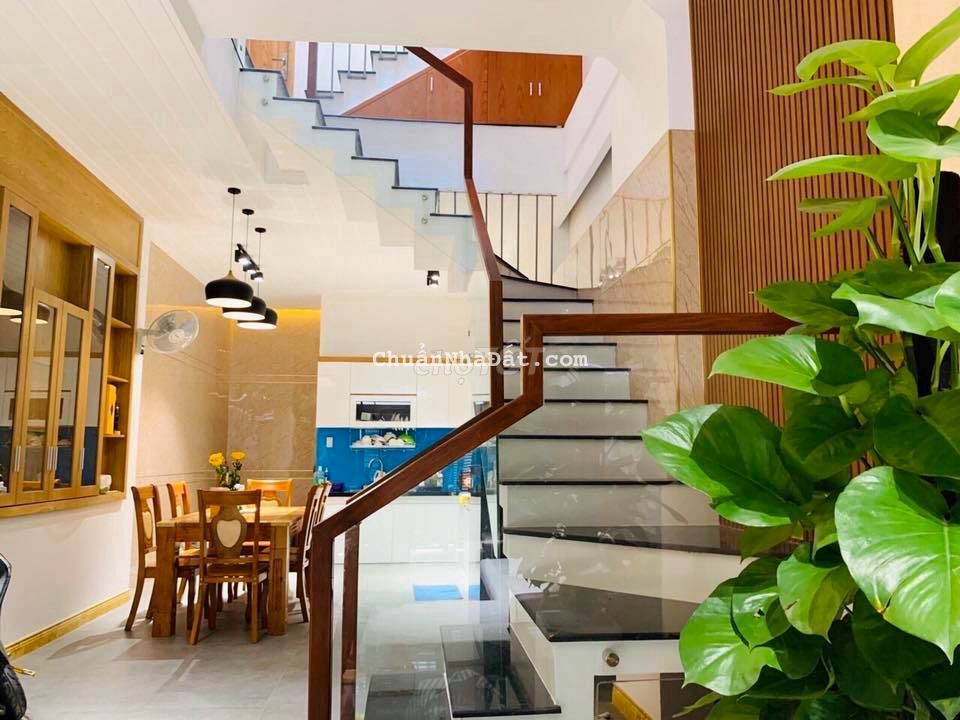 BÁN NHÀ HẺM XE HƠI 4M Đ. PHẠM VĂN ĐỒNG, P. LINH TÂY, THỦ ĐỨC