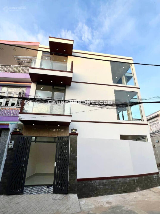 Nhà bán gấp Đường 11, 66m2, 3 Tầng, 4.5mx 16m, 7.6 tỷ, Bình Thọ Thủ Đức