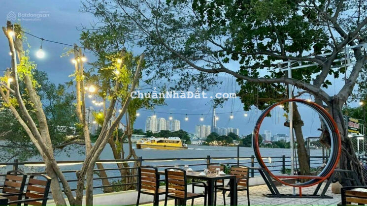 Bán biệt thự đẹp sân vườn mặt tiền sông sài gòn khu bên sông phường Hiệp Bình Chánh, TP Thủ Đức