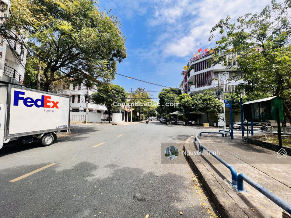 Duy nhất 1 căn 2 mặt tiền nhà 3L khu Himlam Linh Chiểu, sát Hoàng Diệu 2, dân trí cao, có công viên Duy nhất 1 căn 2 mặt tiền nhà 3L khu Himlam Linh Chiểu, sát Hoàng Diệu 2, dân trí cao, có công viên