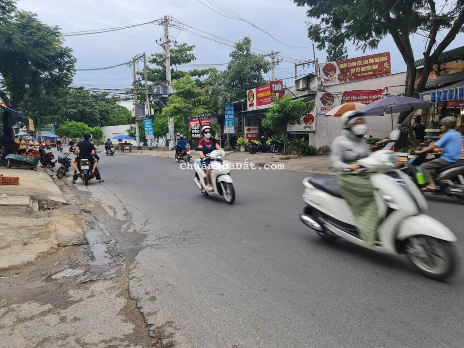 Bán nhà vị trí tuyệt đẹp, Đường số 11, DT - 98m2, 4.3mx22m, Nhỉnh 3tỷ. Phường Linh Xuân, Thủ Đức