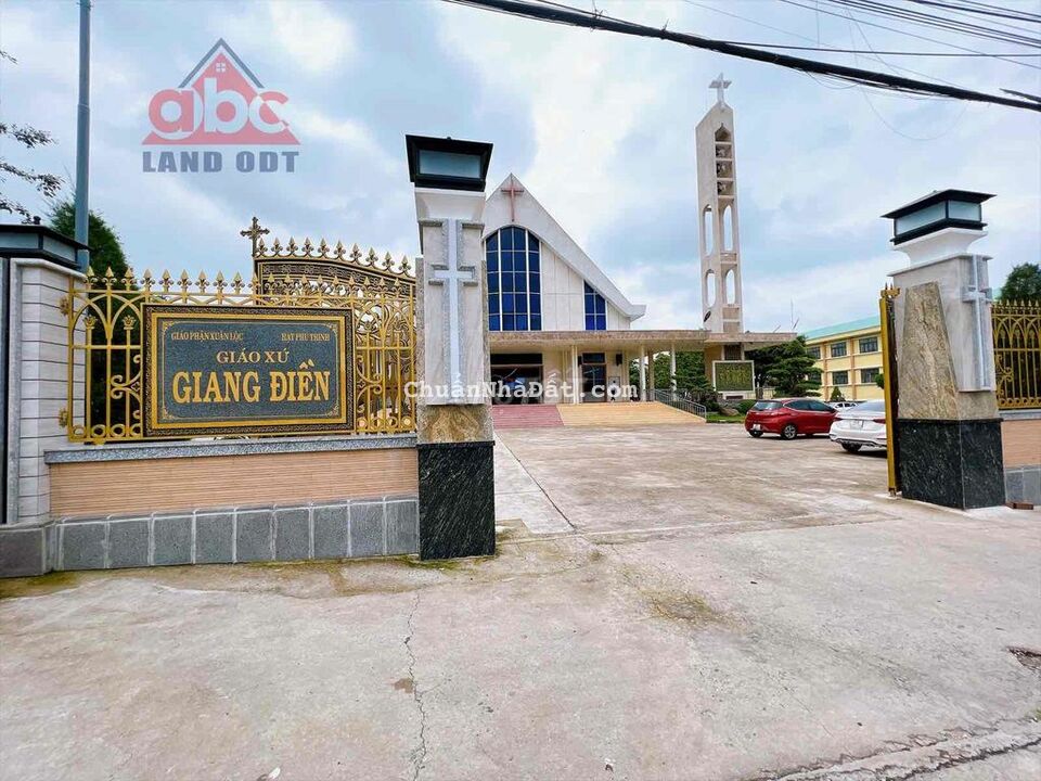 Biệt thự vườn trảng bom giá siêu ngộp Biệt thự vườn trảng bom giá siêu ngộp