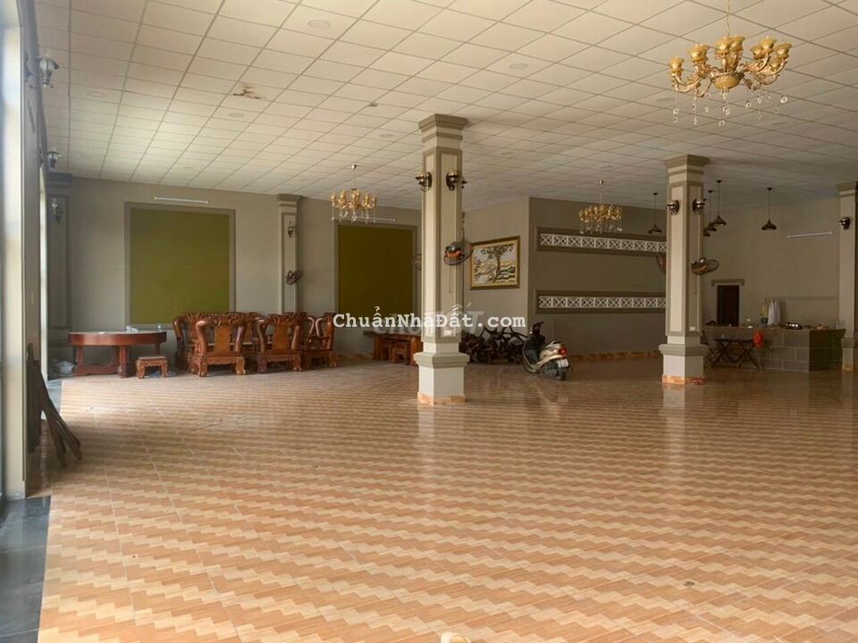 bán nhà mt nguyễn cữu vân,tp. long an ,dt 18x28 sàn 800 giá 14 tỷ 200