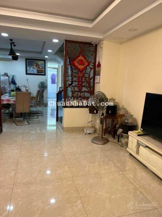 Cần tiền bán gấp nhà hẻm 7m, 5 tầng, 5x20m, Phổ Quang, Phường 2, Tân Bình, giá chỉ 18.X tỷ