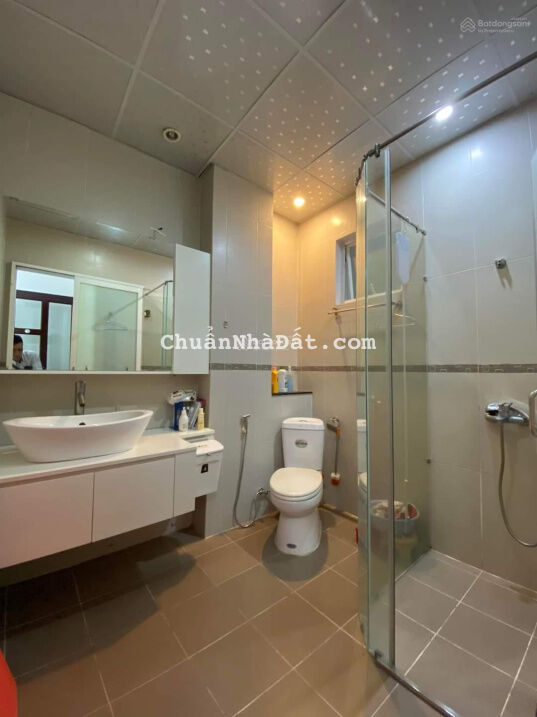 HXH Đất Thánh, P6, Tân Bình, giáp Quận 10, 115m2, 4tầng, 4PN master. Giá TL tốt