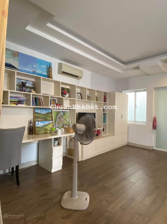 HXH Đất Thánh, P6, Tân Bình, giáp Quận 10, 115m2, 4tầng, 4PN master. Giá TL tốt