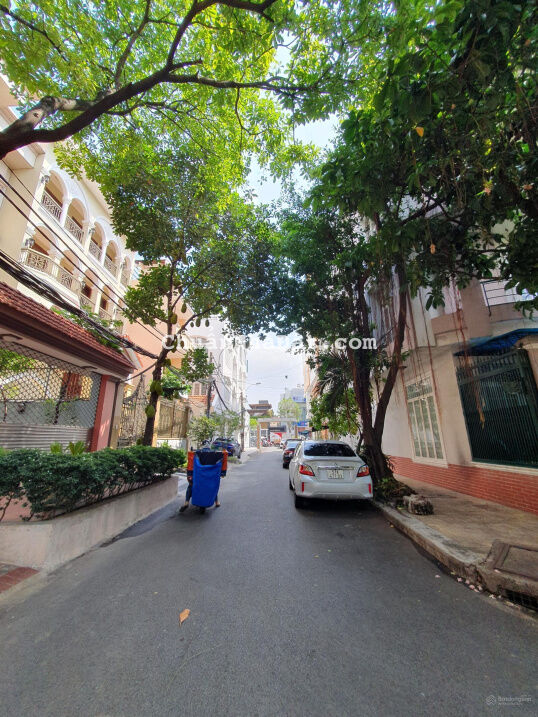 Bán biệt thự siêu dễ thương Trường Chinh, gần khu Bàu Cát, 10mx15m, 3 lầu, hẻm 10m, giá 19.5 tỷ Bán biệt thự siêu dễ thương Trường Chinh, gần khu Bàu Cát, 10mx15m, 3 lầu, hẻm 10m, giá 19.5 tỷ