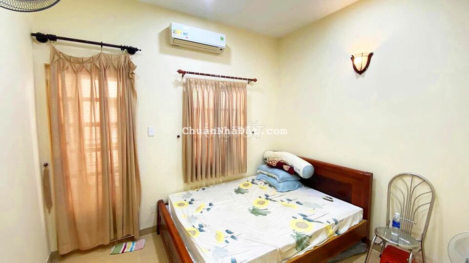 GIÁ ĐẦU TƯ, CÁCH MẠNG THÁNG 8 ,HẺM XE TẢI ,DT 189M2 MÀ CHỈ CÓ 20,5 TỶ