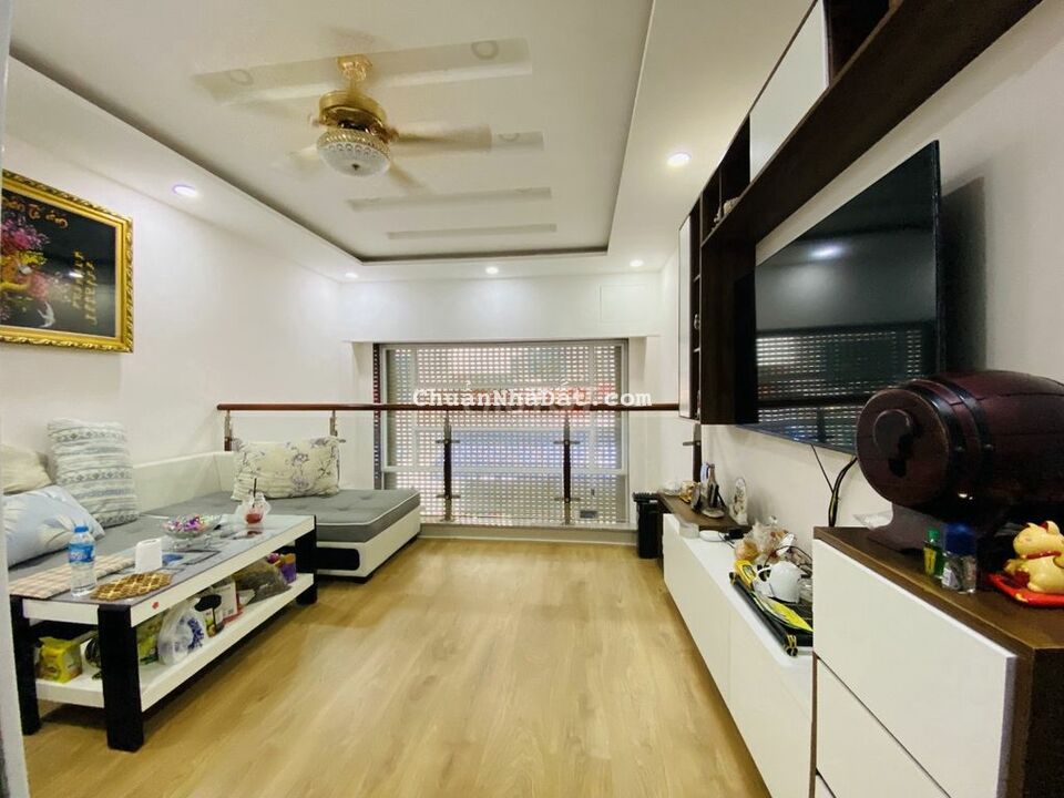 Ngộp Bán Nhà Lạc Long Quân - 44m2 -5 tấm HXH Ngộp Bán Nhà Lạc Long Quân - 44m2 -5 tấm HXH