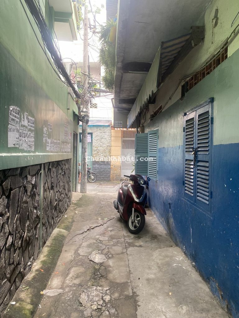 GẤP BÁN CHIA TÀI SẢN - MẶT TIỀN CMT8 - SỔ VUÔNG ĐẸP - 44M2 – 9.xíu TỶ.